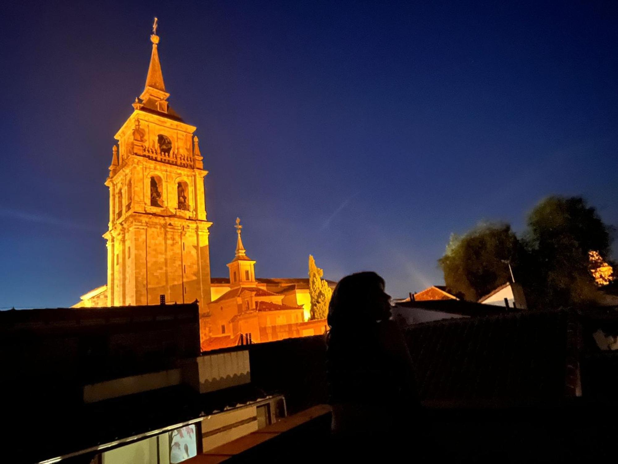La Casona Del Asno Apartment อัลกาลาเดเอนาเรส ภายนอก รูปภาพ