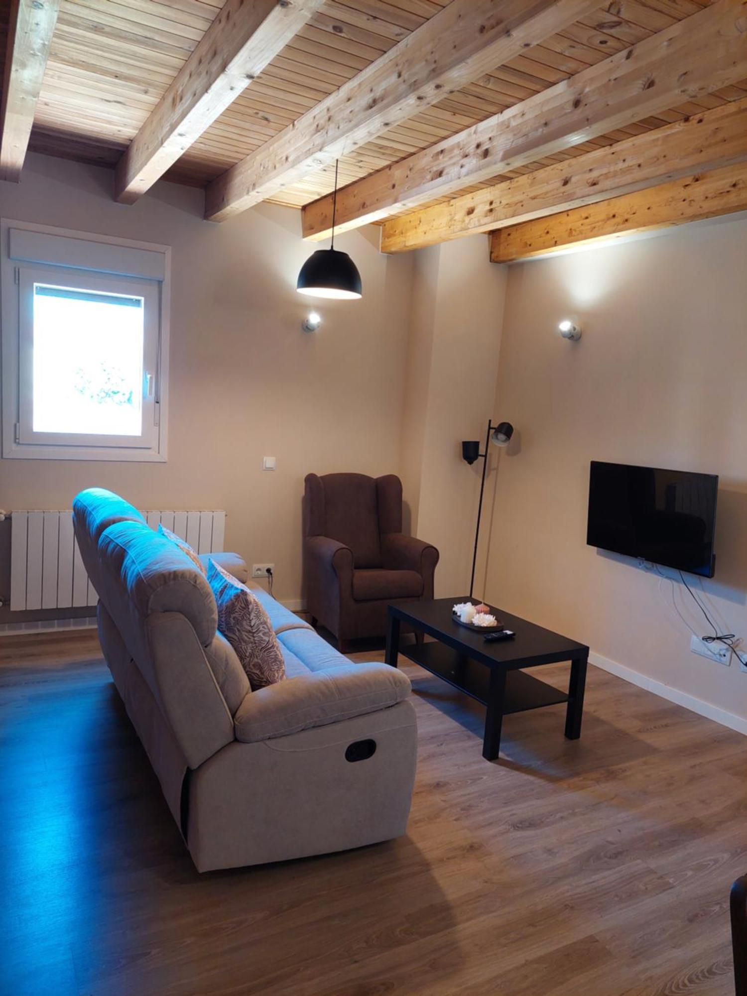 La Casona Del Asno Apartment อัลกาลาเดเอนาเรส ภายนอก รูปภาพ
