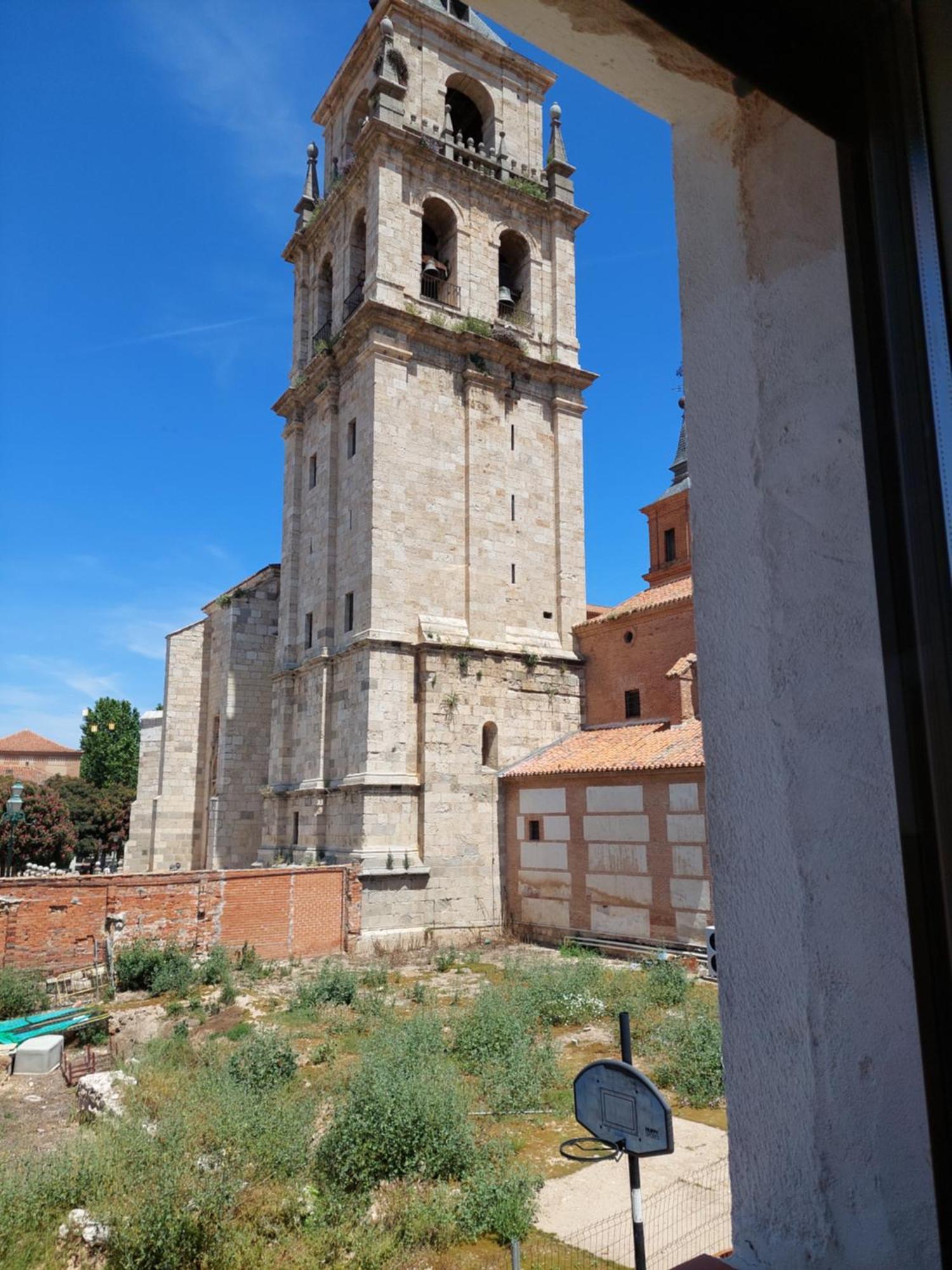 La Casona Del Asno Apartment อัลกาลาเดเอนาเรส ภายนอก รูปภาพ